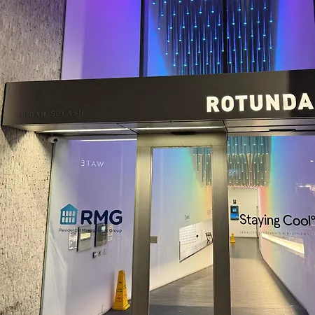 Centre High Rise Rotunda Apartament